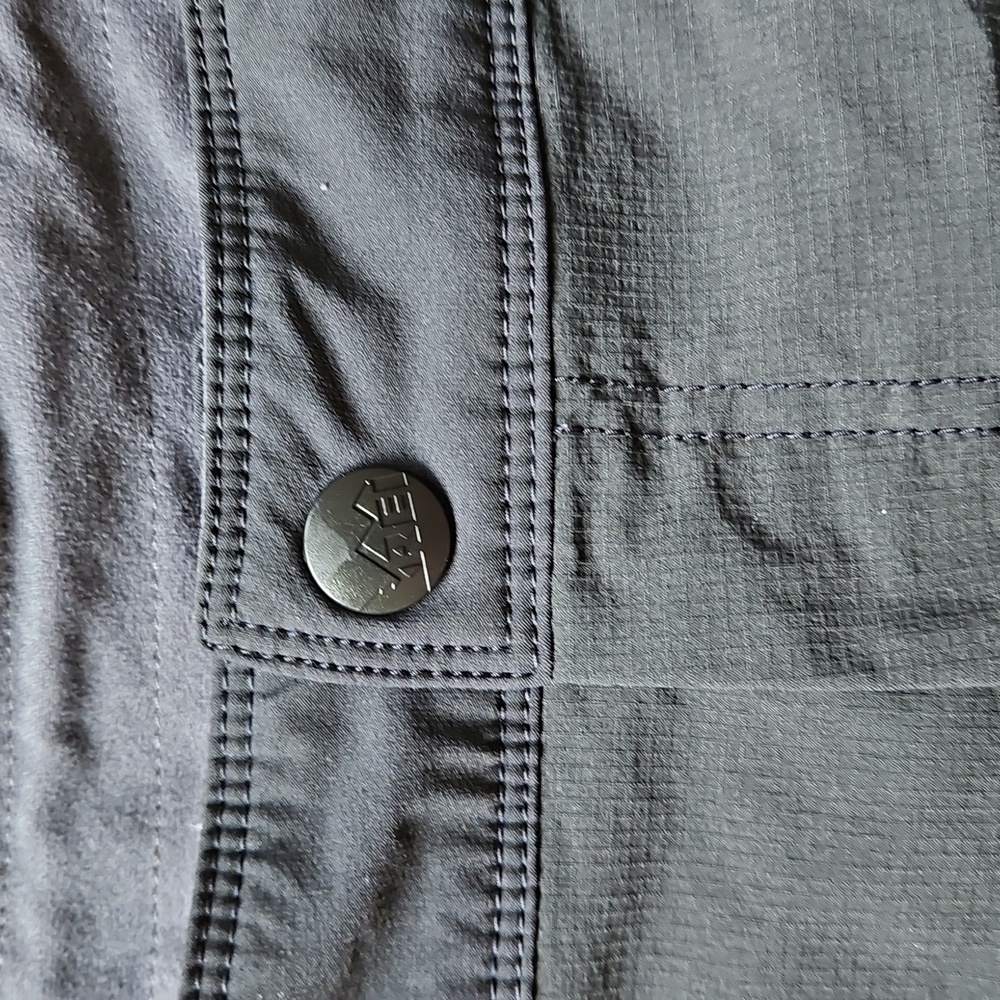 REI Size 12 Bermuda Shorts - Picture 2 of 5
